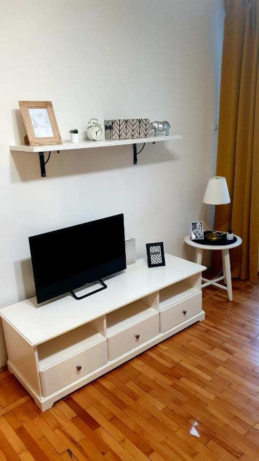Ultracentral Apartment With City View - Bucharest Old Town Bagian luar foto